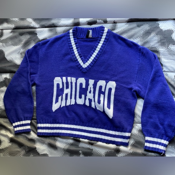 H&M Blue Chicago Kint Sweater - Picture 2 of 6
